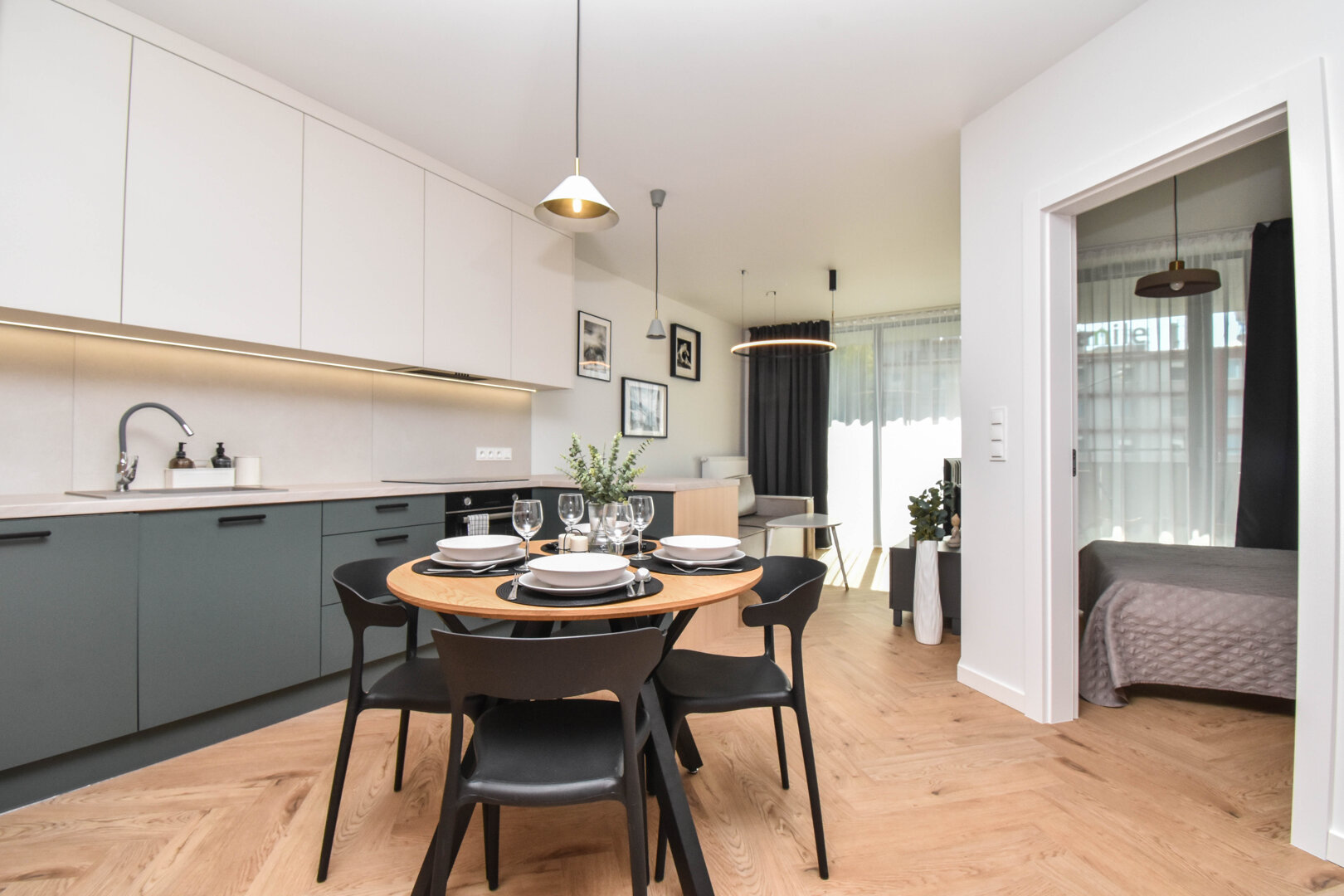 EASY RENT- Reduta 52