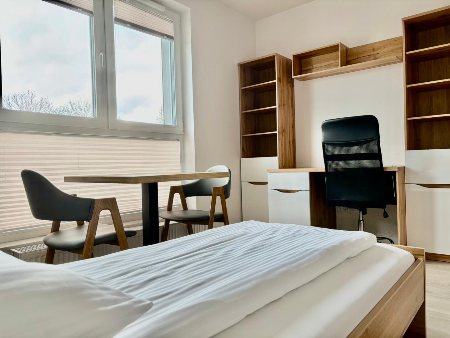 EASY RENT- Saski Point 42, 24h Check-in