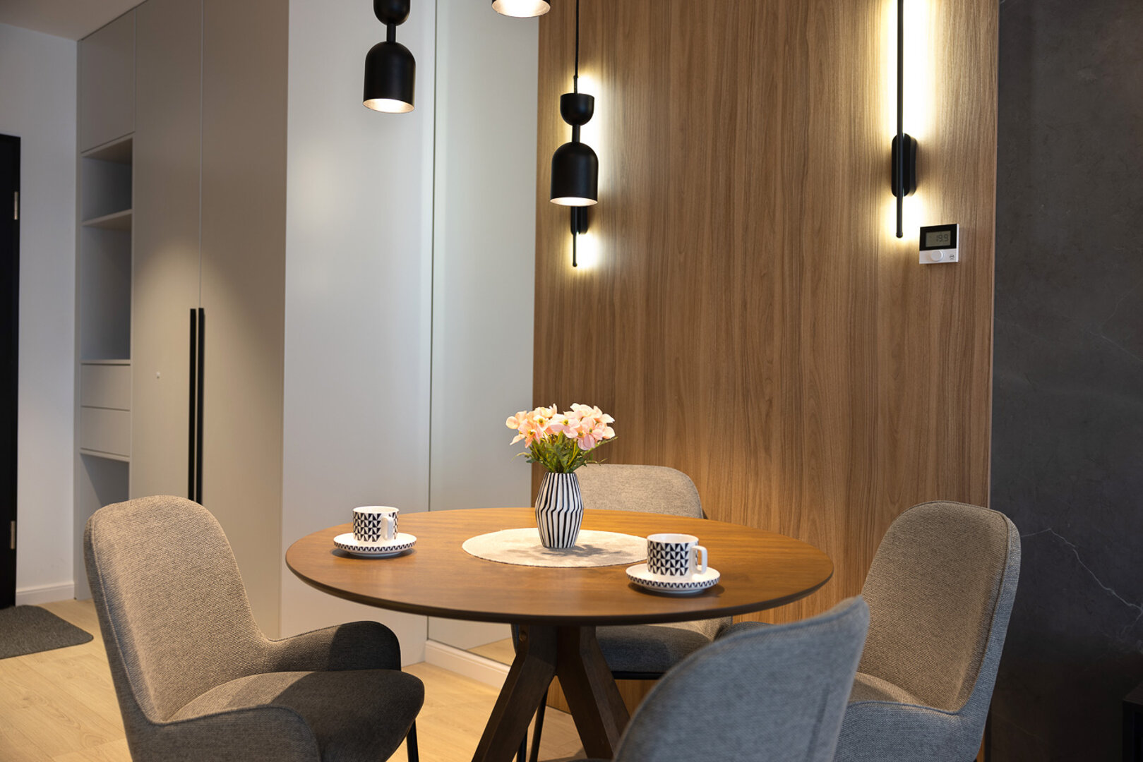 Easy Rent Apartments - 2