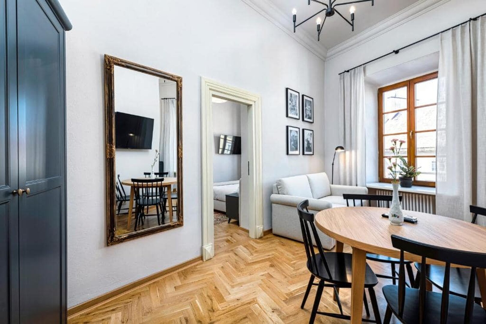 EASY RENT Apartments- Fontana Boutique 7