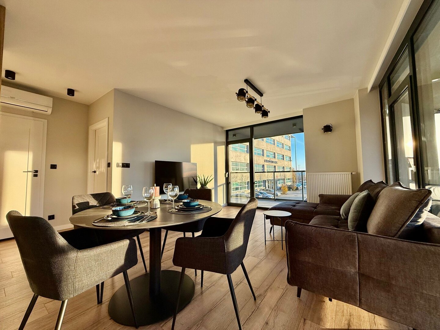 Easy Rent Apartments - 4
