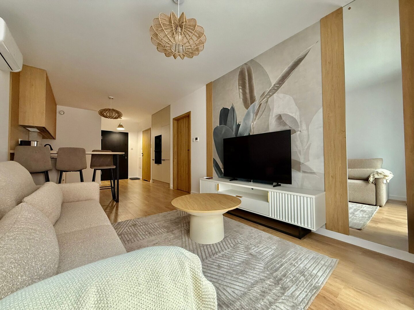 EASY RENT- Wieniawska 83