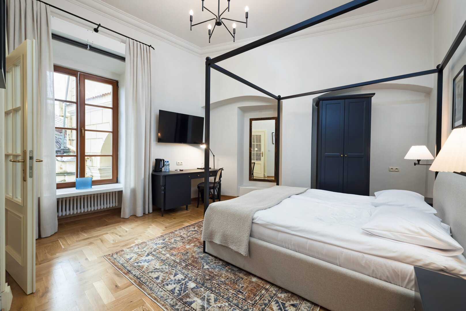 EASY RENT Apartments- Fontana Boutique 4